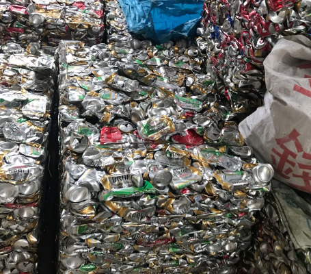 易拉罐回收处理：脱漆炉开启资源宝藏，河南西德机械设备