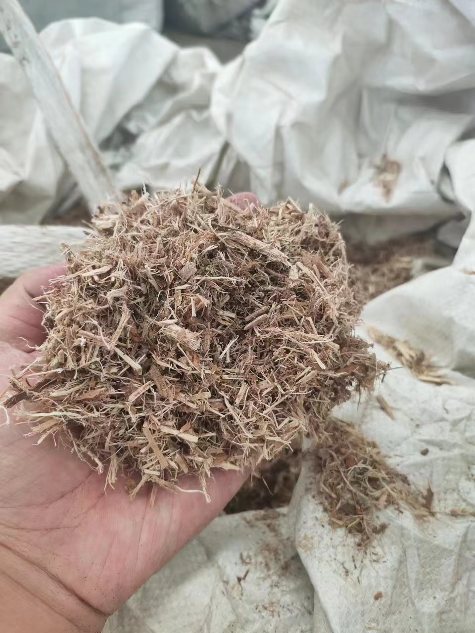 连续式碳化处理，生物质原料含水量要求