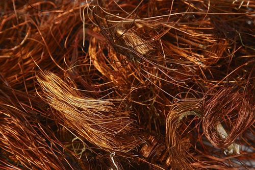 <strong>连续式脱漆炉助力废旧漆包线的绿色新生</strong>