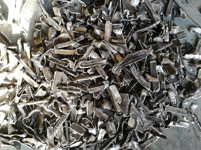 <strong>废旧断桥铝的脱漆处理方法及其优势介绍</strong>